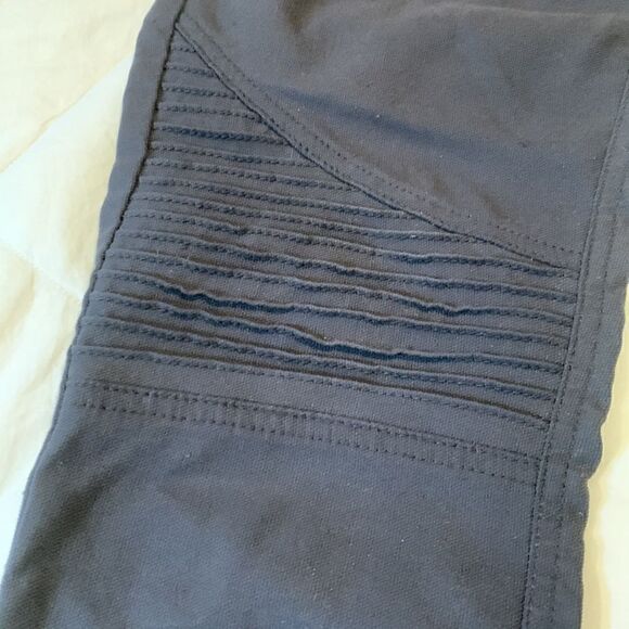 PRANA, size 6, skinny, stretchy, used but great condition - Picture 4 of 12